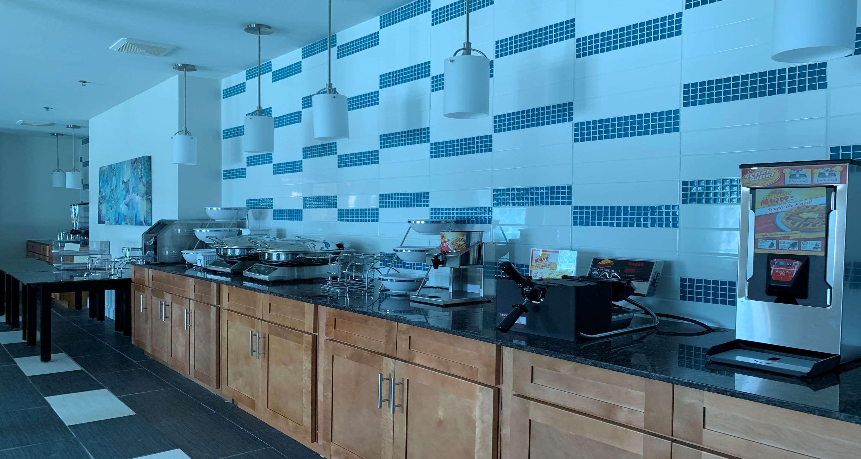 Surestay Plus Hotel By Best Western Niagara Falls East Exteriör bild